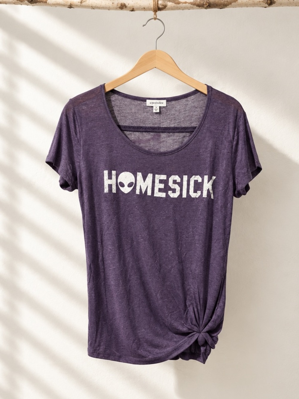 NWT Eyeshadow Women’s Purple Short Sleeve Graphic Tee Shirt Homesick - Size S